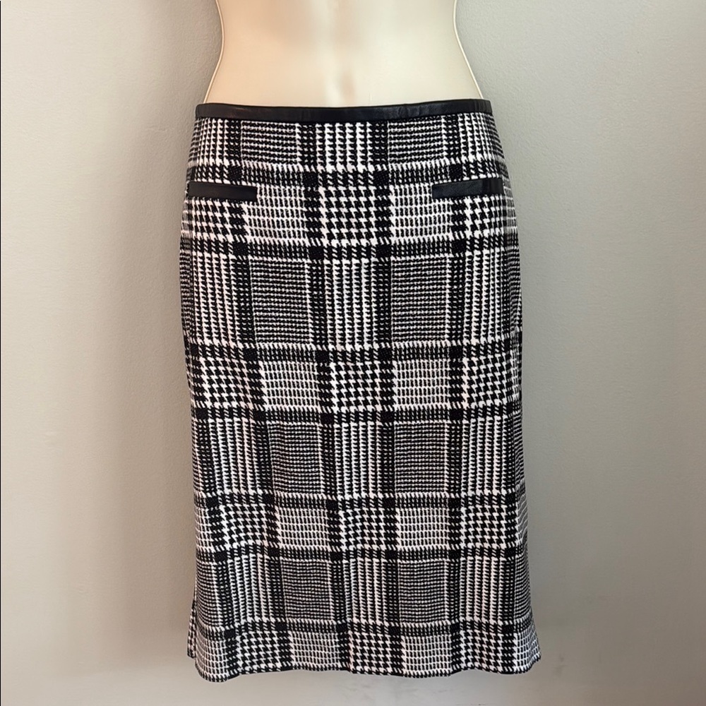 Talbots Rockingham Plaid Houndstooth Pencil Skirt - Black & White Size 8 Medium